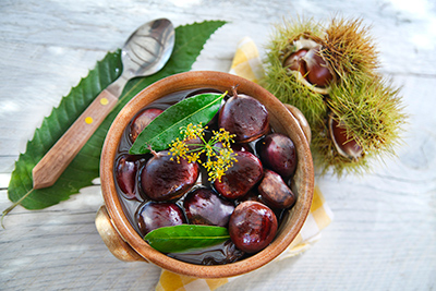 bowl of boiled chestnuts