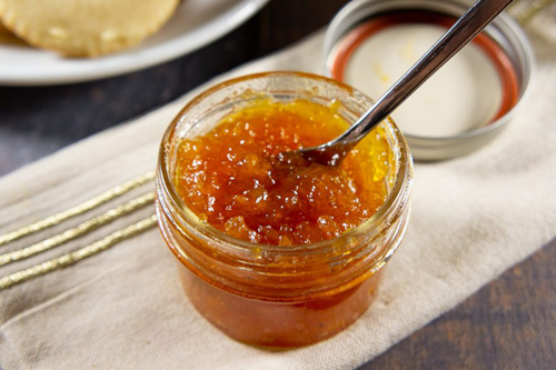 loquat jam