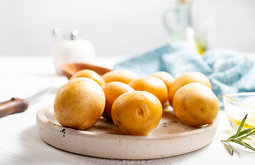 potatoes on a round plate