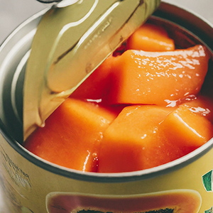 papayas in a can