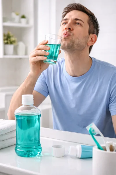 Man testing the age old question of does mouthwash reduce nitric oxide.